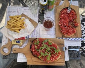 bruschetta and french fries  at Bar Caffè Yesterday in Orosei