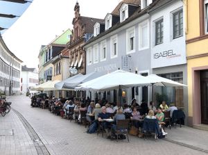 Sitzbereich außen  at Porta Nuova in Speyer
