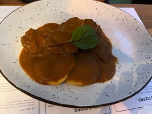 Common cokchafer  at The Botanist in Zadar