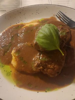 Something (seitan?) with sweetpotatoe and gnocci at The Botanist in Zadar