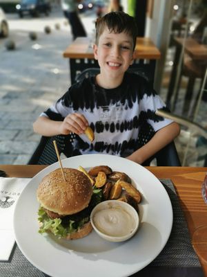 Aha burger at The Botanist in Zadar