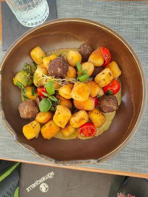  at The Botanist in Zadar