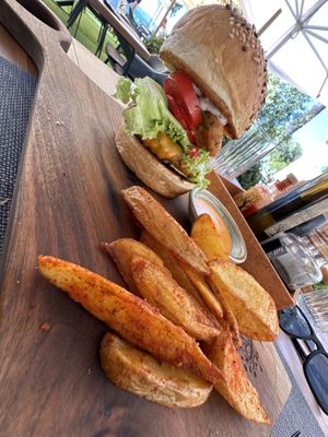 Aye Aye Burger  at The Botanist in Zadar