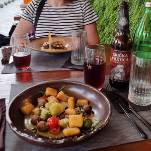 Olm & Flamingo Tongue Snail at The Botanist in Zadar