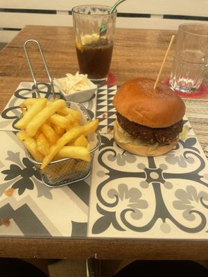 Veggie Burger - falafel patty  at Smith's Restaurant Café Bar in Mallorca