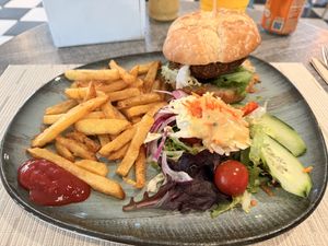 “Vegetarian” actually vegan burger with the homemade bun  at Smith's Restaurant Café Bar in Mallorca