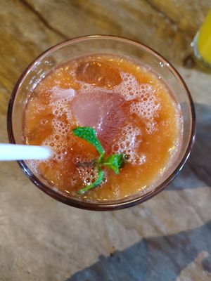 papaya juice at Vegan Tranquil Rose in Kandy