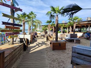 Outdoor seating at Sandoase in Basel