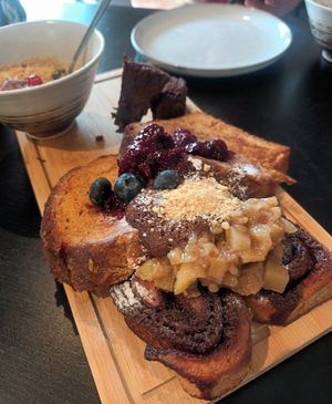 Surprise breakfast for two at Cravings For Green in Ede