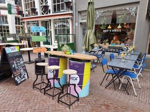 Front - outdoor seating at Broodbar Boer'n Bontje in Dordrecht