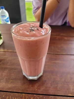 Strawberry Banana smoothie with Lime and Protein Powder at Goji Goji Vegan Bowl in Canggu