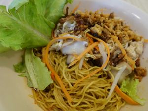 shredded (mock) chicken noodle at Little Prince Cuisine in East Singapore