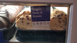 Rum and raisin fudge #Veganuary at Fudge Kitchen in York