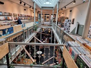 Upstairs area - record store at Het Magazijn in Dordrecht