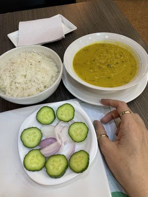 Dahl Tadka with basmati rice 😋  at Chapati Halal in Medellin