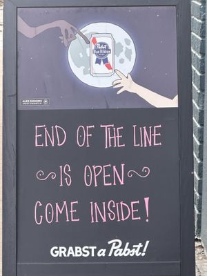 (They don’t really serve Pabst — I think) #Veganuary at End of the Line Cafe in Pensacola