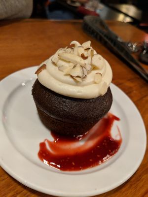 Cupcake at End of the Line Cafe in Pensacola