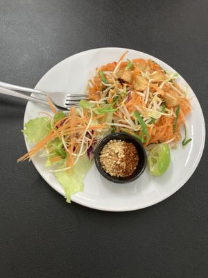 Pad Thai  at Chada Vegetarian Restaurant in Chiang Mai