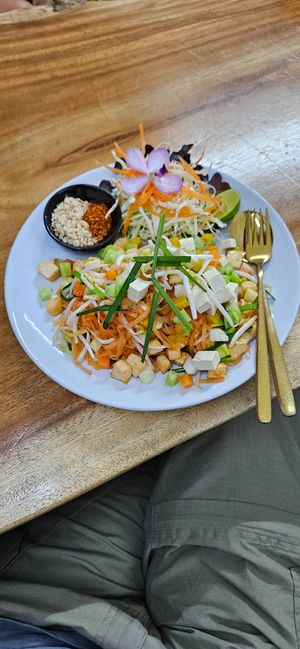 Padthai at Chada Vegetarian Restaurant in Chiang Mai