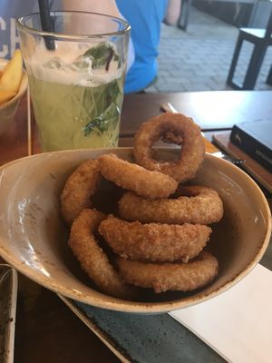 Onion rings  at Peter Pane - Neue Promenade in Berlin