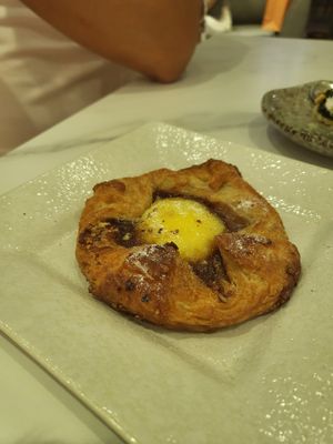  at HVALA - Somerset in Central Singapore