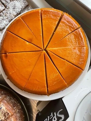 Spanish flan cake (vegetarian) at Verdeli in The Hague