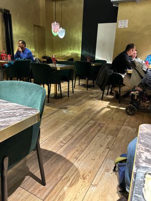 Seating  at Saravanaa Bhavan in Cologne