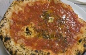 Pizza Marinara at Pizzeria da Michele in Naples