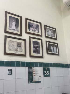  at Pizzeria da Michele in Naples