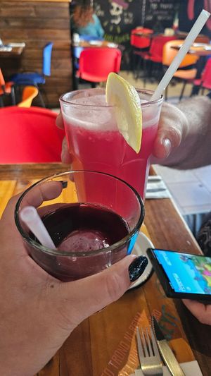 Agua de Jamaica y limonada de frambuesa at Taquería La Mexicana in Vina Del Mar