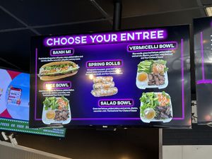 Entree options  at La Baguette in Palm Desert