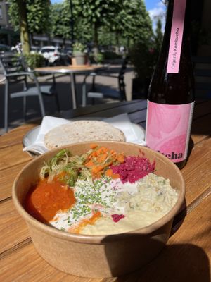 Lunch bowl  at SHOUQ - Zeist in Zeist