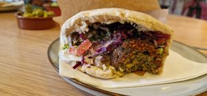 Pita mit Falafel at SHOUQ - Zeist in Zeist