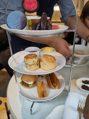 😍 great vegan high tea at The Drawing Rooms in South West London