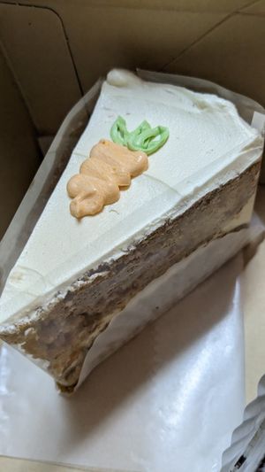 Carrot cake at Trick or Treat Vegan Sweets (formerly Canelita Sweets) in Osaka