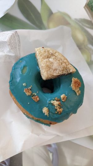 Cookie monster at Trick or Treat Vegan Sweets (formerly Canelita Sweets) in Osaka