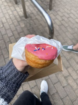 Strawberry doughnut   at Trick or Treat Vegan Sweets (formerly Canelita Sweets) in Osaka