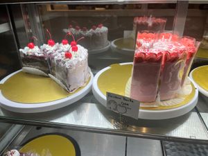   at Trick or Treat Vegan Sweets (formerly Canelita Sweets) in Osaka