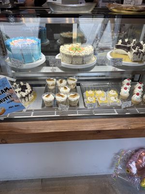   at Trick or Treat Vegan Sweets (formerly Canelita Sweets) in Osaka