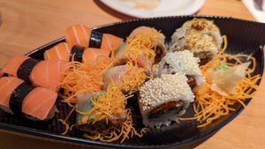"tuna" and "salmon" sushi on the left at OPLANTE Vegan Sushi & Wok  in Montreal