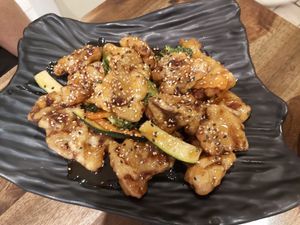 Sesame beef at OPLANTE Vegan Sushi & Wok  in Montreal