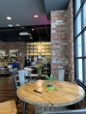   at Caffeinated in Busan