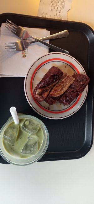  at Caffeinated in Busan