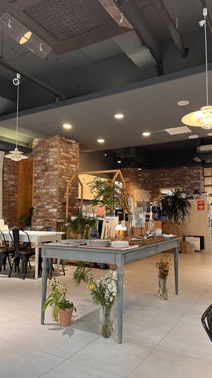   at Caffeinated in Busan