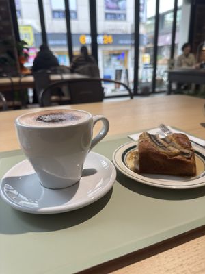 Vegan chocolate latte/milk with oat milk + vegan banana breadd  at Caffeinated in Busan