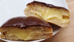 boston creme at Not Ya Mama's Vegan Cafe in Salem