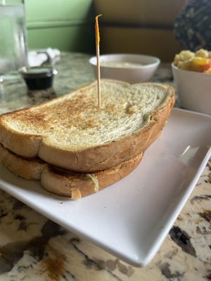 Avocado toastt  at The Soulful Vegan in Akron