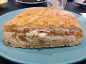 Bikini at Bee Love Coffee in Cerdanyola Del Valles