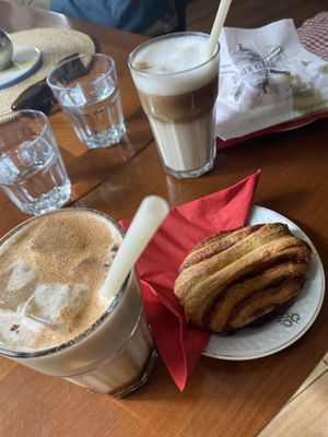 chai latte and vegan pastry   at Wahrhaft Nahrhaft in Berlin