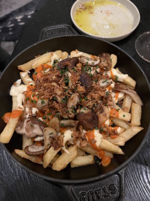 Fries sin carne  at PLANTn - Sapphire House Antwerp in Antwerpen